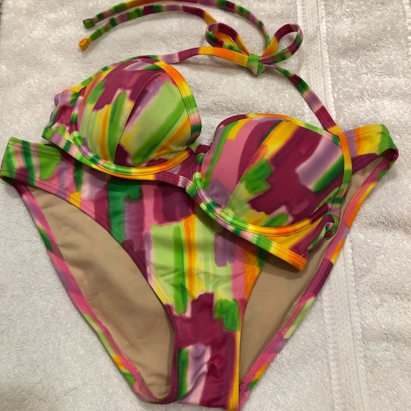 Victoria's Secret Other - NWOT Victoria’s Secret Bikini